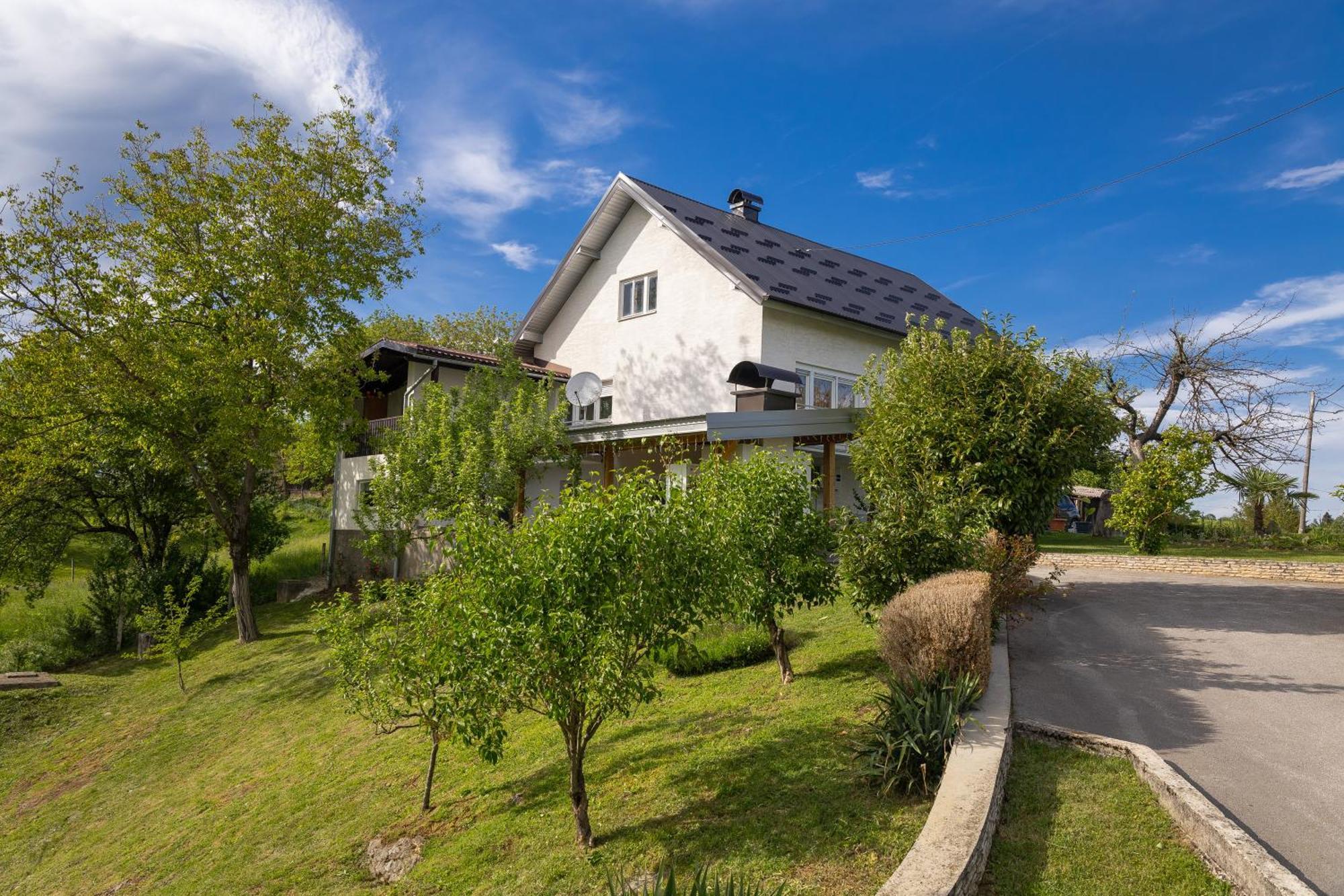 Apartman Grey Slunj Buitenkant foto
